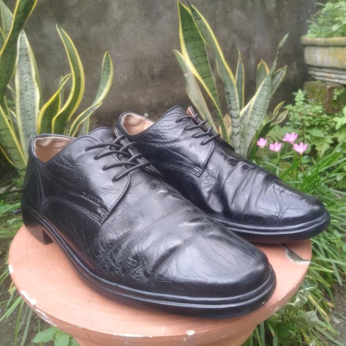 Sepatu Second Pantofel Bally Swisszerland Size tunggal 6,5 /40
