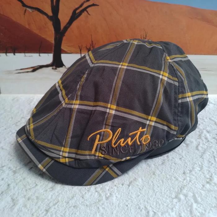 Disney Pluto flatcap topi copet second