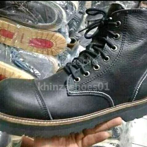 sepatu boots underground