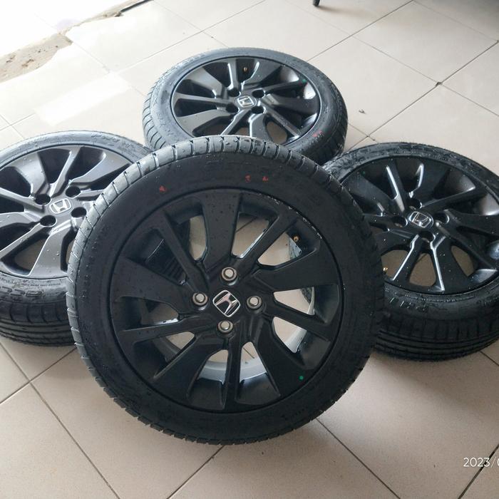 velg bekas ori mobil brio rs urbanite Ring 15 Hole 4x100 black + Ban