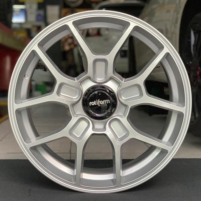 Velg Mobil Ring 19 Rotiform ZMO Silver Original