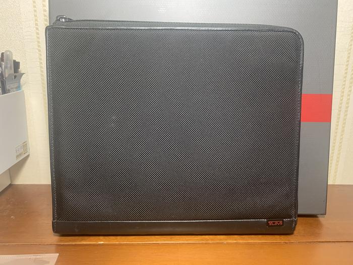 Tumi Alpha SLG Portfolio Clutch Original