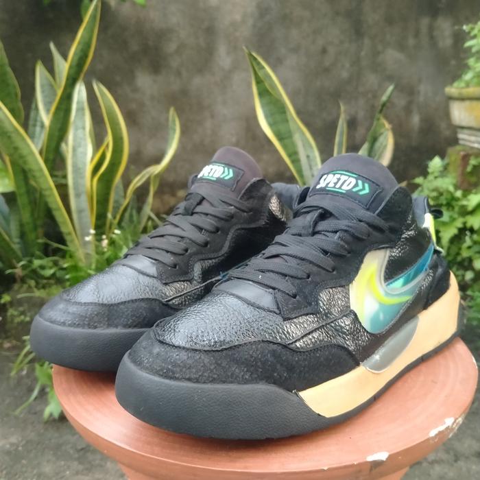 Sepatu Second Sneakers Brand Import Size 41 Insole 26