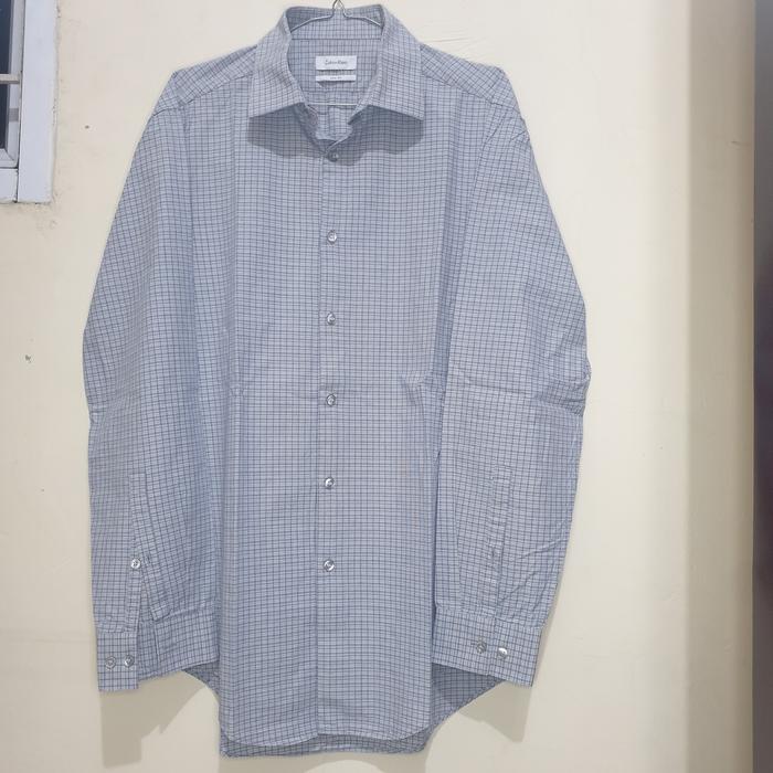 Kemeja Calvin Klein