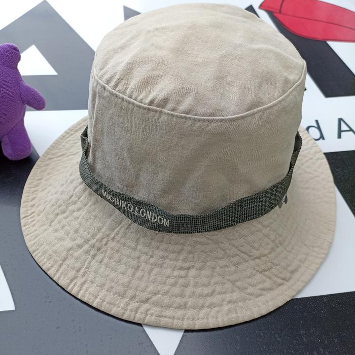 THRIFT TOPI SECOND BUCKET JUNGLE HAT M1CHIKO LONDON