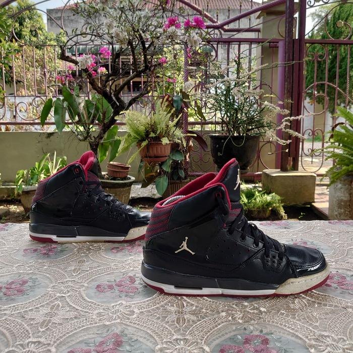 sepatu nike jordan size 40 insole 25 cm made in indonesia