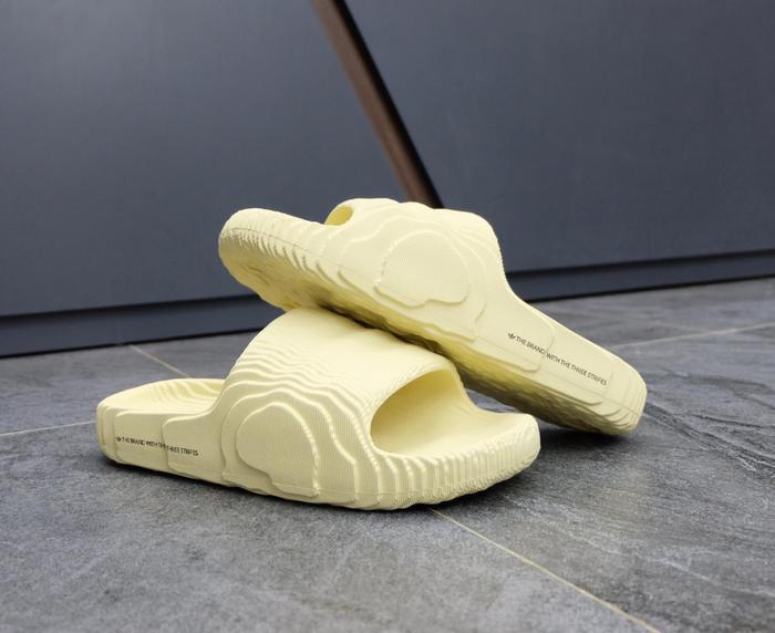 Adidas Adilette Desert Sand