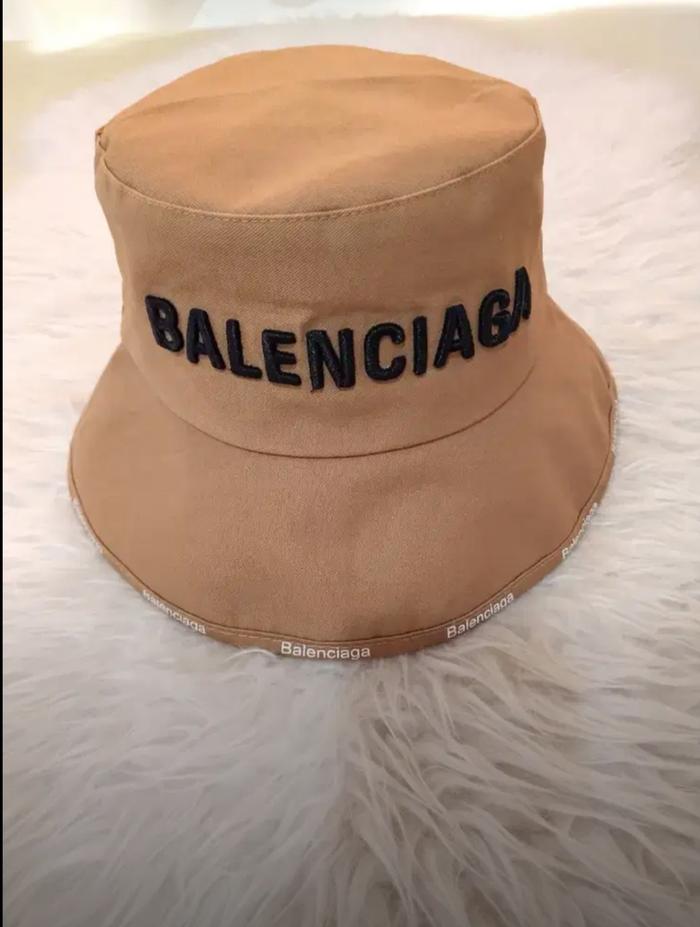 TOPI BUCKET WANITA LUXURY BALENCIAGA
