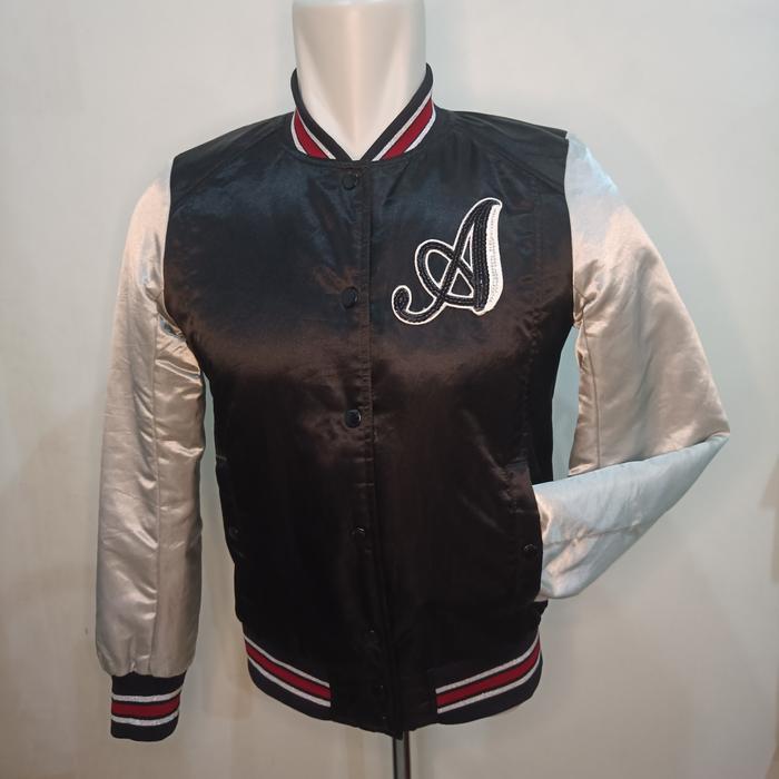 Jaket Varsity Original preloved