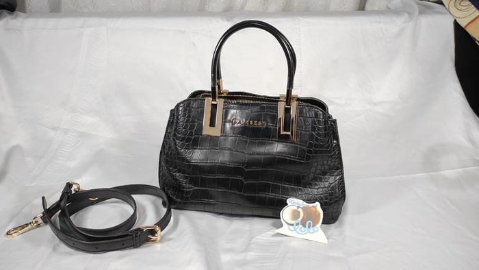 Wanita Tas Everbest Original Asli Second Hitam