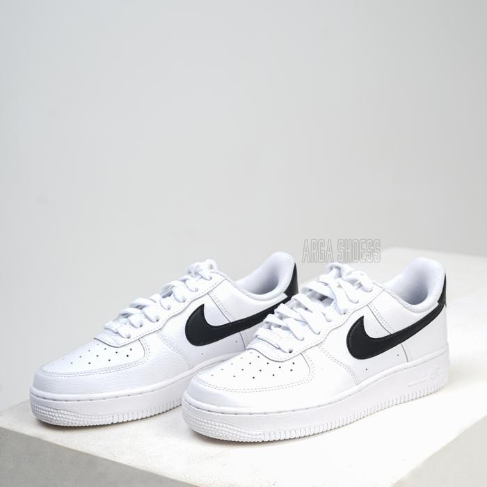 NIKE AIR FORCE 1 WHITE BLACK WOMEN'S DD8959-103