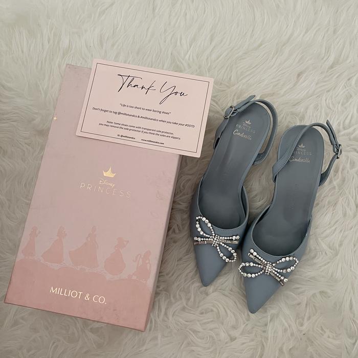 𝙋𝙍𝙀𝙇𝙊𝙑𝙀𝘿 Milliot & Co Disney Princess Cinderella The Glass Slipper Transparent Slingback Heels Kaca