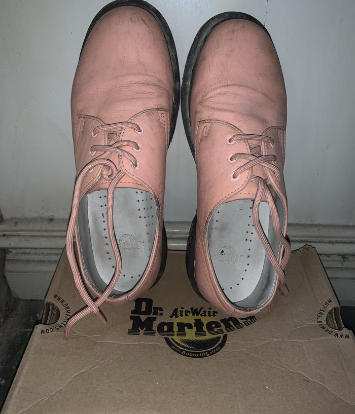 Docmart/ Dr Martens Original/ Authentic preloved salmon pink size 6 UK
