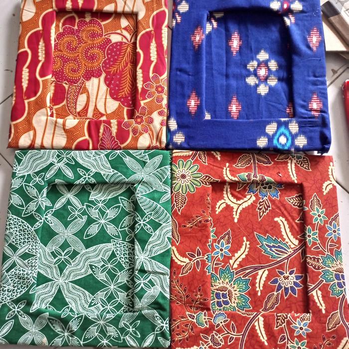 Pigura dari Kain Batik