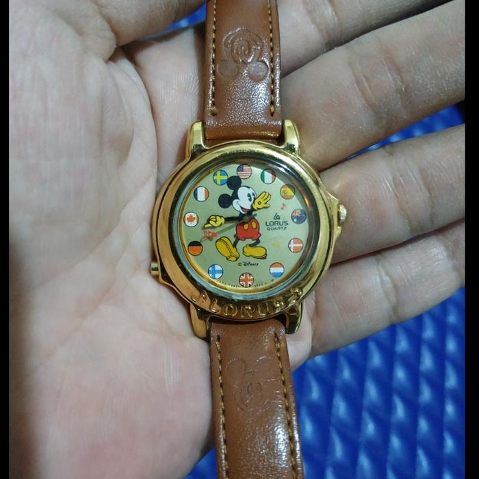 Jam tangan vintage disney original Lorus 011 rare ada musiknya