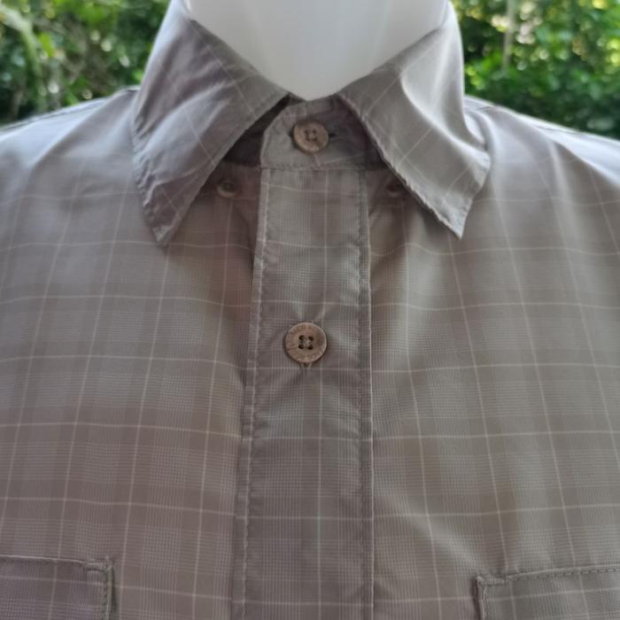 REEL LEGENDS Vented Button Up UPF Fishing Shirt Mens, Beige