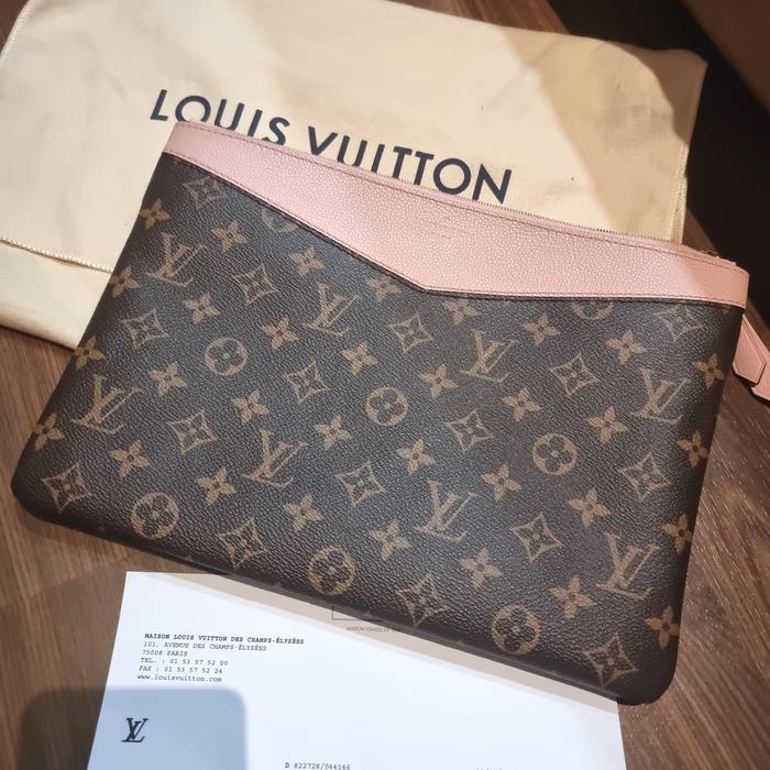 PRELOVED LV DAILY POUCH MONOGRAM POUDRE AUTHENTIC LOUIS VUITTON
