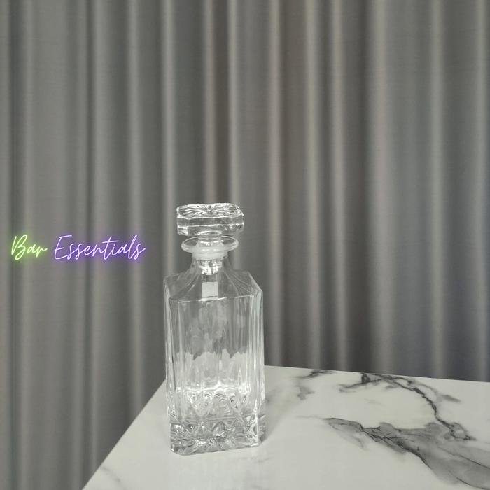 Kristal Decanters Serigala Terakhir Balabadik Naga Hitam 750 ml