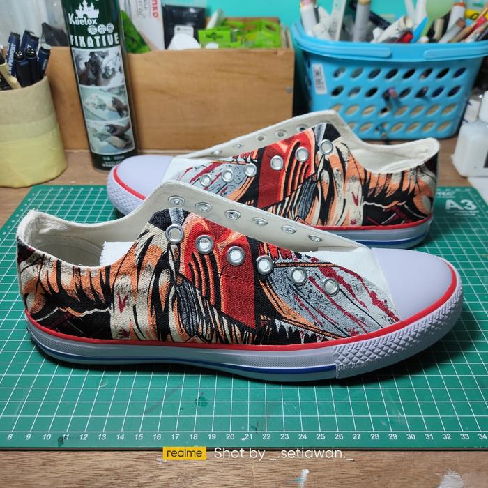 Sepatu low white custom Denji chainsaw man