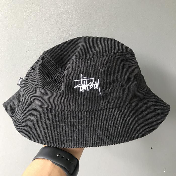 Topi Stussy / Stussy Bucket Hat