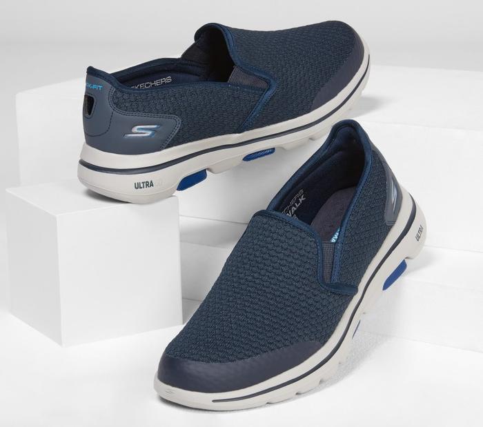 Sepatu Slip On Pria Skechers GO WALK 5 Original