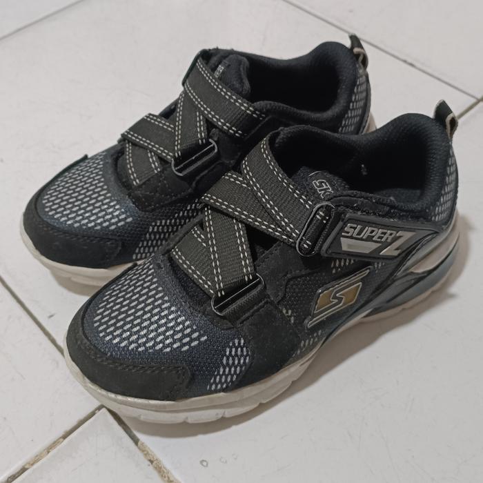 sepatu skechers anak original lampu