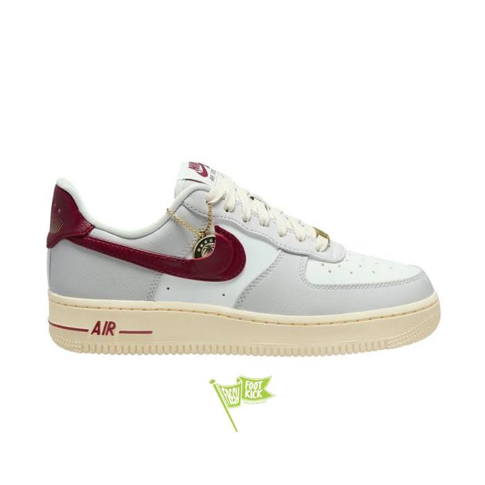 Nike Womens Air Force 1 Se Just do it Photon Dusk Team Red