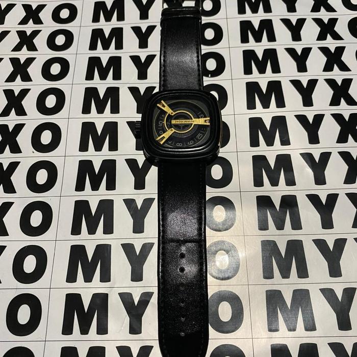 Original Jam Tangan Seven Friday SevenFriday Kulit