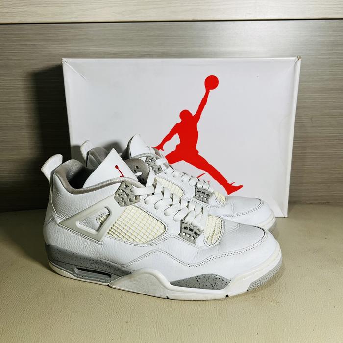AIR JORDAN 4 WHITE CEMENT 100% AUTHENTIC SNEAKERS