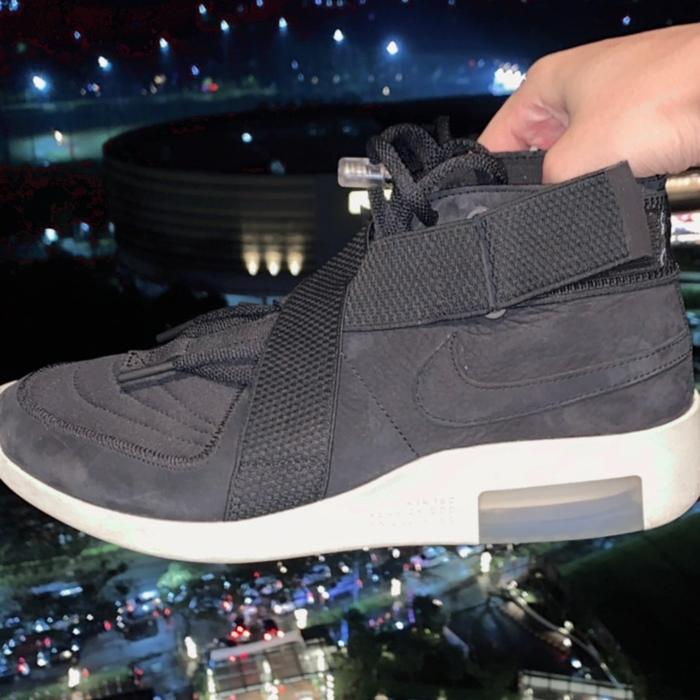 nike fear of god raid
