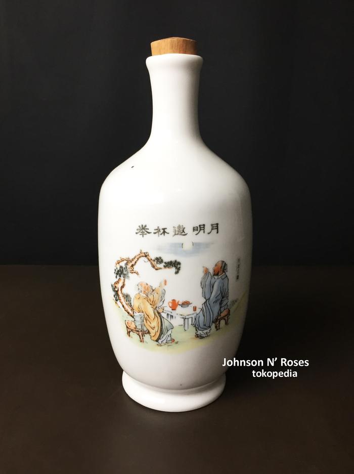 Vintage, Home Decoration Botol Bekas Wu Chia Pi Chiew, China (AC.124)