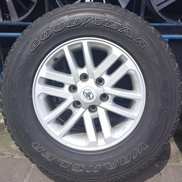 velg original Fortuner VNT R17