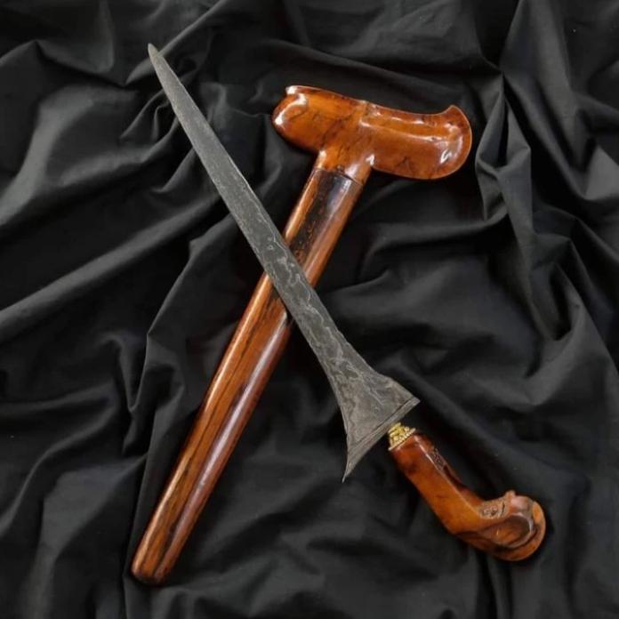 Keris Tilam Upih Pamor Wengkon Isen Tangguh Pajajaran Sepuh Kuno