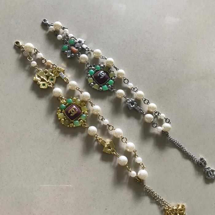 Gelang mutiara chanel