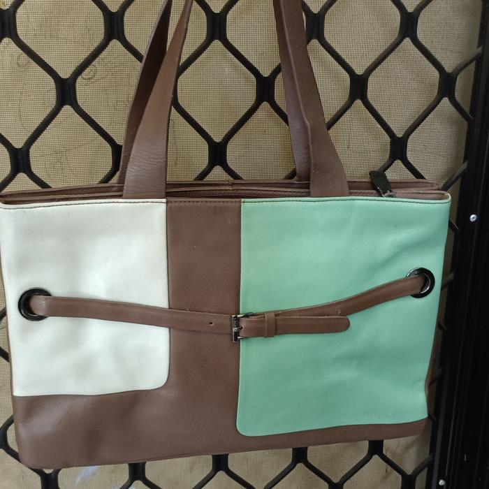 Tas Shoulderbag Furlala bekas second bal