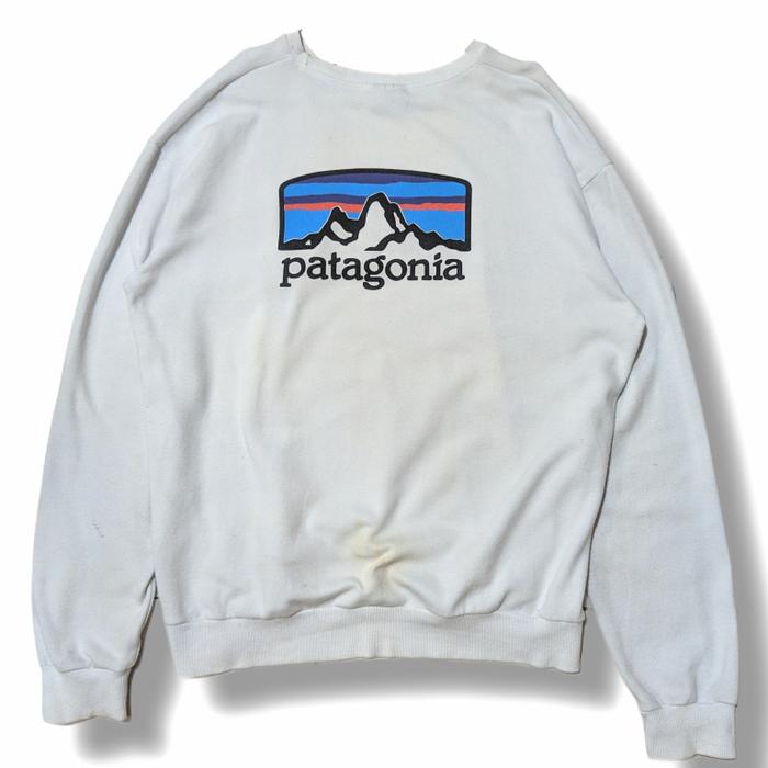 crewneck Patagonia second bekas white