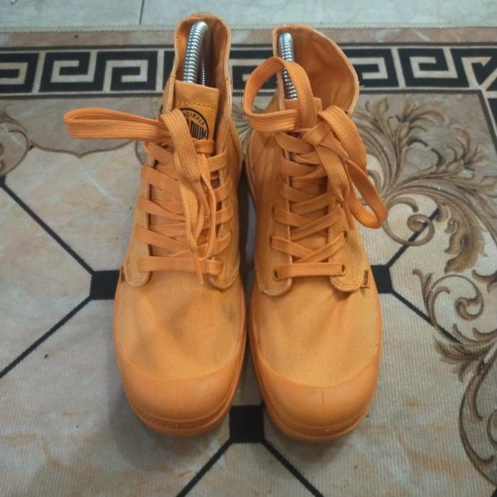 palladium boots