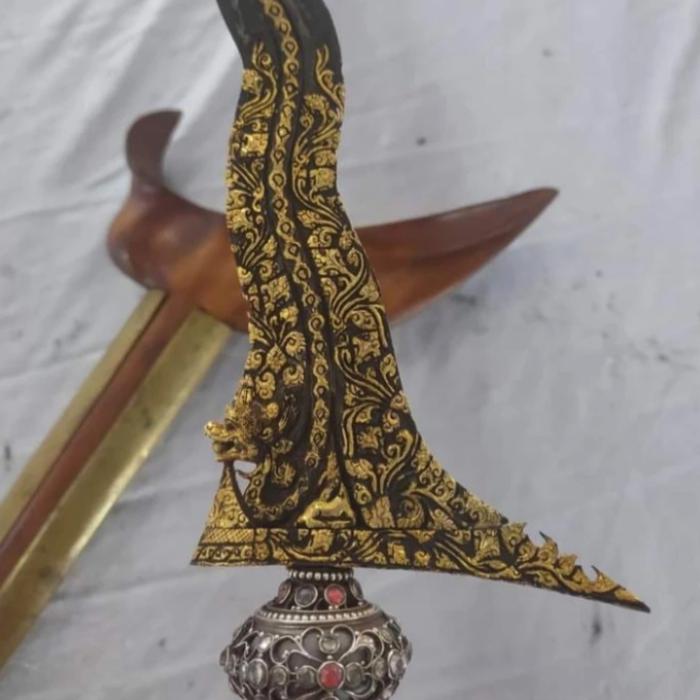 Keris Nogo Sosro Luk 13 Kinatah Emas Tangguh Mataram Senopaten Pamor