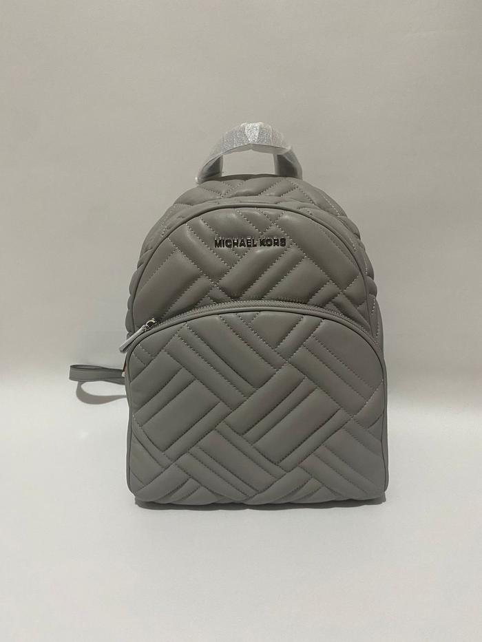 Michael kors abbey medium backpack pearl grey
