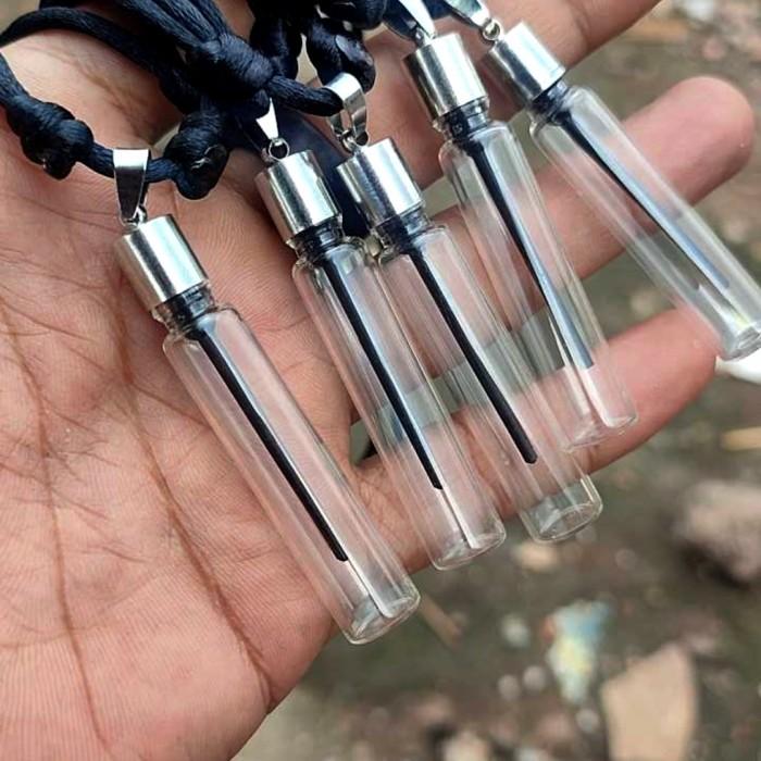 LIONTIN TABUNG KACA/ AMOLET /TABUNG TAKRUT