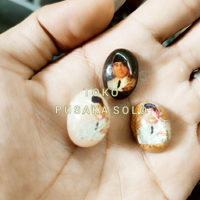 BATU AKIK GAMBAR SOEKARNO