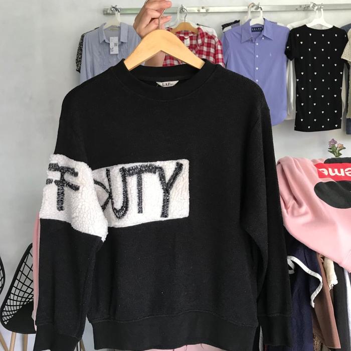 sweater second branded