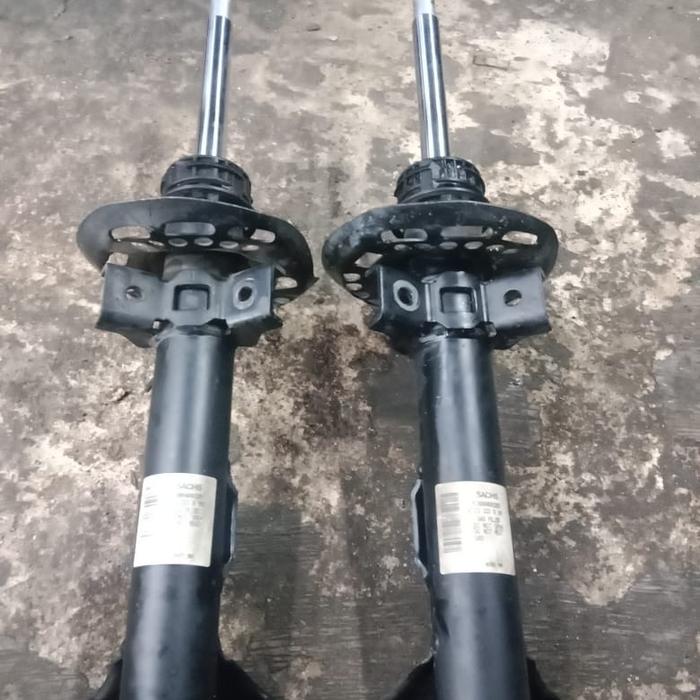 Shock W212 A2123231303 original set