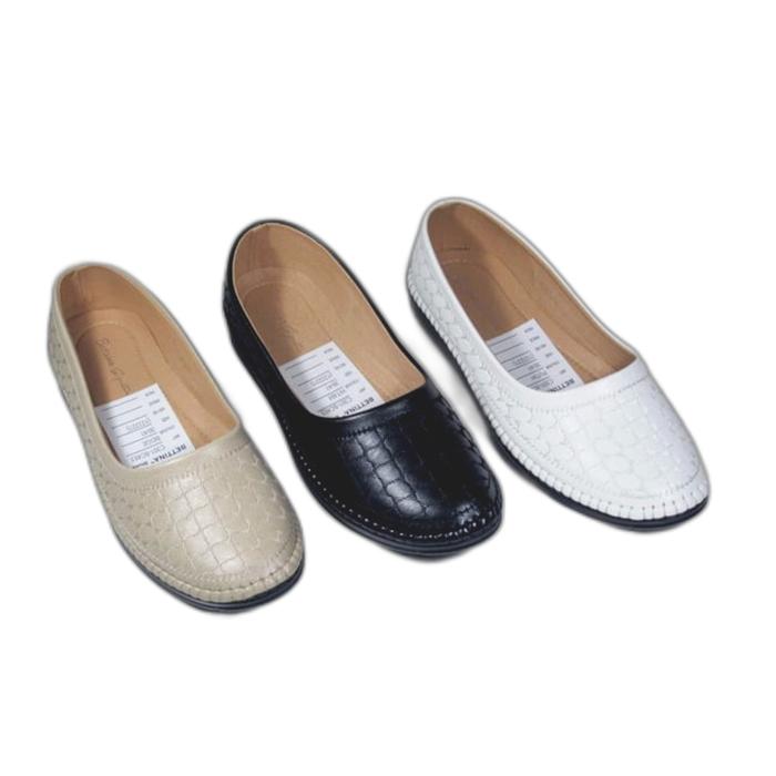 Sepatu Bettina 453