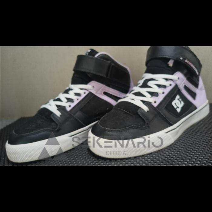 DC Men's Pure High Top Wc Skate Shoes