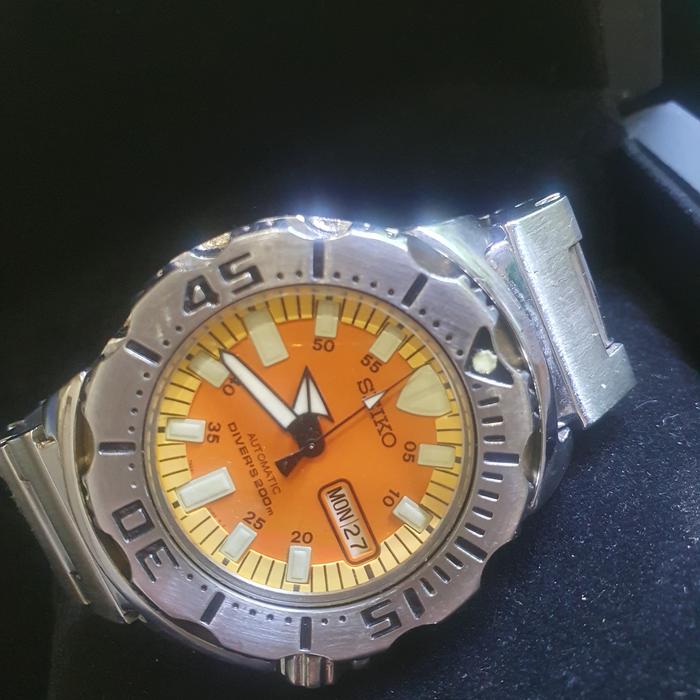 jam tangan seiko monster gent 1 Orange dial