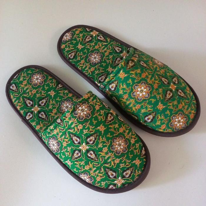 Sandal Hotel Sendal Slop Rumah Batik Hijau Pria Wanita Premium Quality