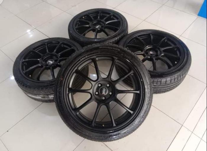 VELG BEKAS ZICO HSR RING 19X8,5 LUBANG 5 PCD 5X100 ET35+BAN 225 45 R19