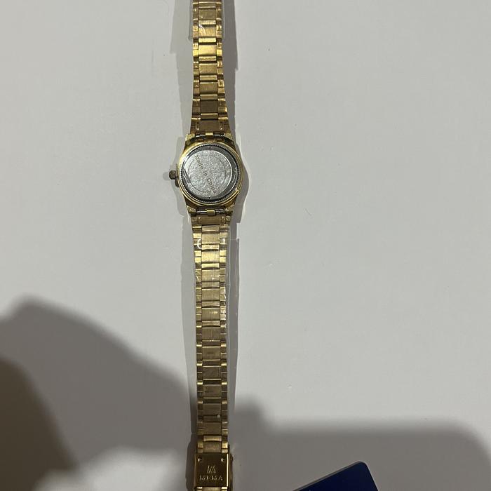 Jam mema wanita