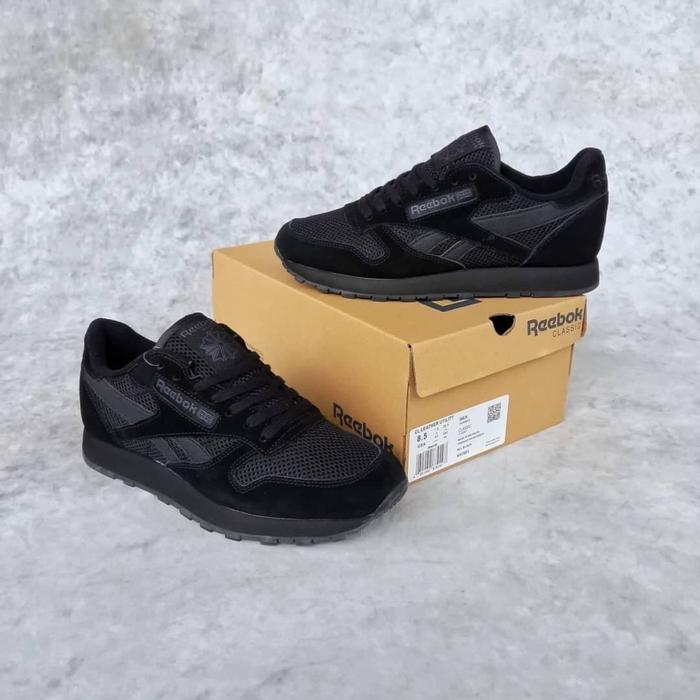 Sepatu Reebok Utility Full Black